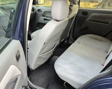 Синий Форд Фьюжн, объемом двигателя 1.6 л и пробегом 158 тыс. км за 4000 $, фото 10 на Automoto.ua