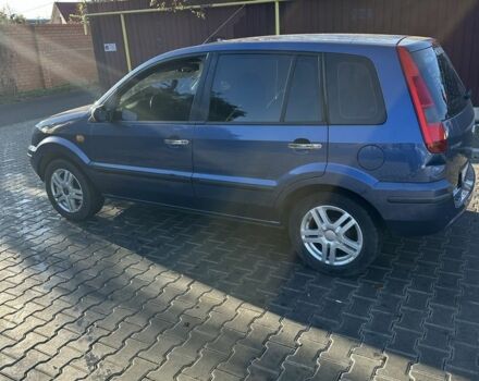 Синий Форд Фьюжн, объемом двигателя 1.4 л и пробегом 150 тыс. км за 4100 $, фото 2 на Automoto.ua