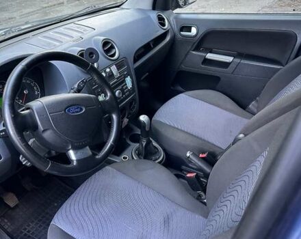 Синий Форд Фьюжн, объемом двигателя 1.6 л и пробегом 314 тыс. км за 5400 $, фото 8 на Automoto.ua