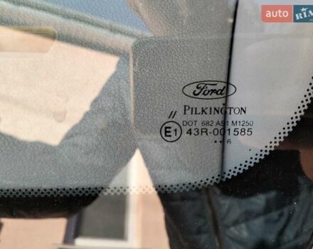 Синій Форд Фьюжен, об'ємом двигуна 1.39 л та пробігом 175 тис. км за 3750 $, фото 11 на Automoto.ua