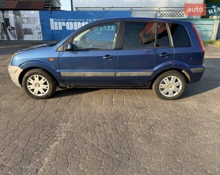 Синий Форд Фьюжн, объемом двигателя 1.6 л и пробегом 314 тыс. км за 5400 $, фото 5 на Automoto.ua