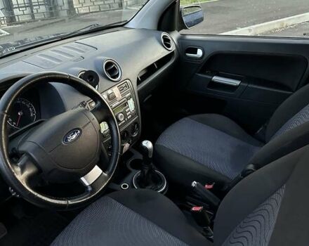 Синий Форд Фьюжн, объемом двигателя 1.6 л и пробегом 314 тыс. км за 5400 $, фото 12 на Automoto.ua