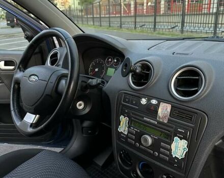 Синий Форд Фьюжн, объемом двигателя 1.6 л и пробегом 314 тыс. км за 5400 $, фото 18 на Automoto.ua