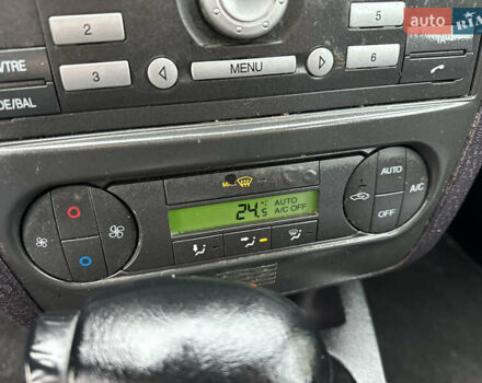 Форд Фьюжен 2006 у Чернігові на Automoto.ua Синій Форд Фьюжен, об'ємом двигуна 1.6 л та пробігом 18 тис. км за 6500 $, фото 16 на Automoto.ua