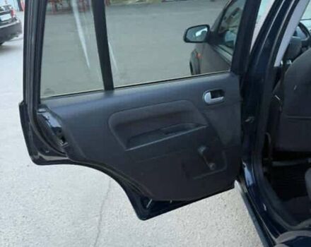 Синій Форд Фьюжен, об'ємом двигуна 1.39 л та пробігом 230 тис. км за 4650 $, фото 13 на Automoto.ua