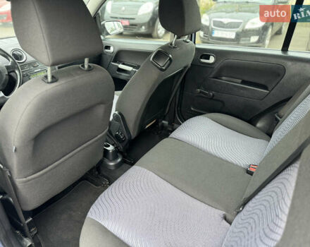 Форд Фьюжен 2006 у Чернігові на Automoto.ua Синій Форд Фьюжен, об'ємом двигуна 1.6 л та пробігом 18 тис. км за 6500 $, фото 11 на Automoto.ua