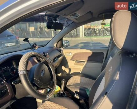 Форд Фьюжн 2007 в Первомайск на Automoto.ua Синий Форд Фьюжн, объемом двигателя 1.39 л и пробегом 303 тыс. км за 5200 $, фото 3 на Automoto.ua