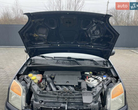 Синий Форд Фьюжн, объемом двигателя 1.4 л и пробегом 220 тыс. км за 4300 $, фото 32 на Automoto.ua