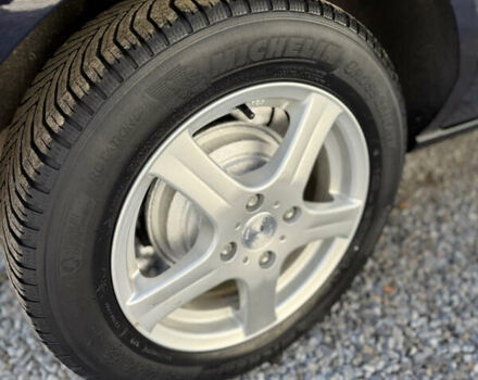 Синій Форд Фьюжен, об'ємом двигуна 1.4 л та пробігом 188 тис. км за 4900 $, фото 32 на Automoto.ua