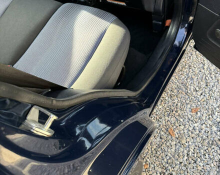 Синій Форд Фьюжен, об'ємом двигуна 1.4 л та пробігом 188 тис. км за 4900 $, фото 156 на Automoto.ua