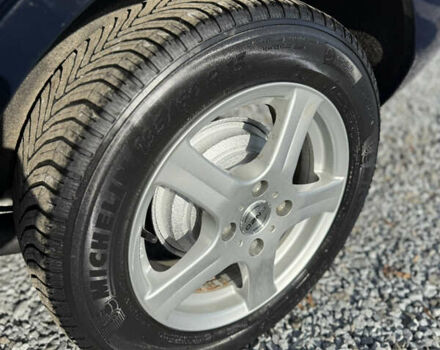 Синій Форд Фьюжен, об'ємом двигуна 1.4 л та пробігом 188 тис. км за 4900 $, фото 31 на Automoto.ua