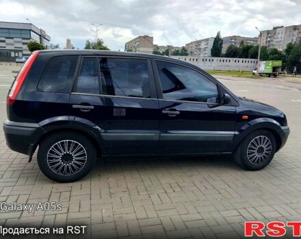 Синій Форд Фьюжен, об'ємом двигуна 1.2 л та пробігом 283 тис. км за 3500 $, фото 7 на Automoto.ua