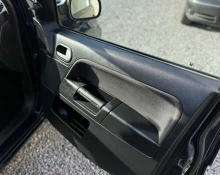 Синій Форд Фьюжен, об'ємом двигуна 1.4 л та пробігом 188 тис. км за 4900 $, фото 124 на Automoto.ua