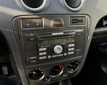 Синій Форд Фьюжен, об'ємом двигуна 1.4 л та пробігом 188 тис. км за 4900 $, фото 95 на Automoto.ua