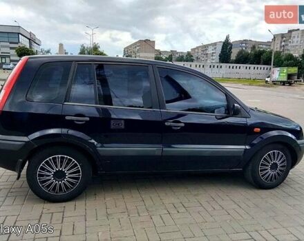 Синий Форд Фьюжн, объемом двигателя 1.2 л и пробегом 283 тыс. км за 3500 $, фото 7 на Automoto.ua