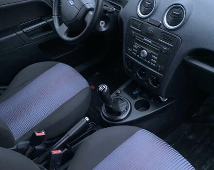 Синій Форд Фьюжен, об'ємом двигуна 1.4 л та пробігом 227 тис. км за 4500 $, фото 14 на Automoto.ua