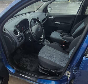 Синій Форд Фьюжен, об'ємом двигуна 1.6 л та пробігом 194 тис. км за 6800 $, фото 8 на Automoto.ua