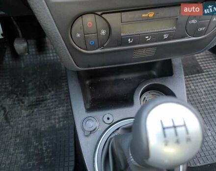 Синій Форд Фьюжен, об'ємом двигуна 0 л та пробігом 173 тис. км за 6200 $, фото 21 на Automoto.ua