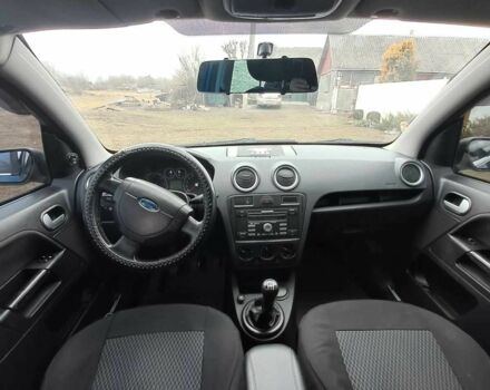 Синій Форд Фьюжен, об'ємом двигуна 1.4 л та пробігом 236 тис. км за 4300 $, фото 4 на Automoto.ua