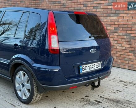 Синій Форд Фьюжен, об'ємом двигуна 1.6 л та пробігом 256 тис. км за 6900 $, фото 11 на Automoto.ua