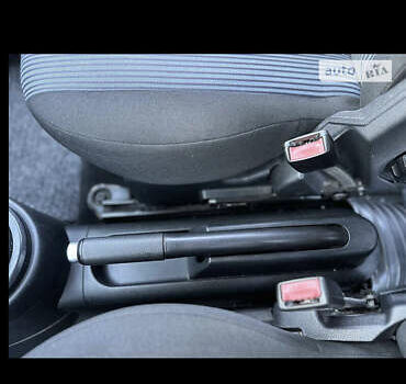 Синий Форд Фьюжн, объемом двигателя 1.4 л и пробегом 250 тыс. км за 4500 $, фото 10 на Automoto.ua