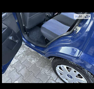 Синий Форд Фьюжн, объемом двигателя 1.4 л и пробегом 250 тыс. км за 4500 $, фото 16 на Automoto.ua