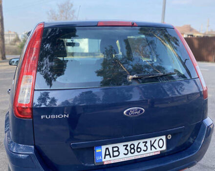 Синий Форд Фьюжн, объемом двигателя 1.4 л и пробегом 250 тыс. км за 4500 $, фото 5 на Automoto.ua