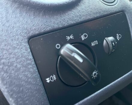 Синий Форд Фьюжн, объемом двигателя 1.6 л и пробегом 179 тыс. км за 5500 $, фото 19 на Automoto.ua