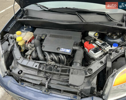 Синий Форд Фьюжн, объемом двигателя 1.4 л и пробегом 147 тыс. км за 6200 $, фото 22 на Automoto.ua