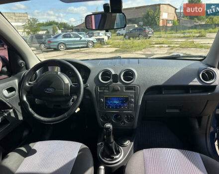 Синій Форд Фьюжен, об'ємом двигуна 1.4 л та пробігом 149 тис. км за 5999 $, фото 30 на Automoto.ua