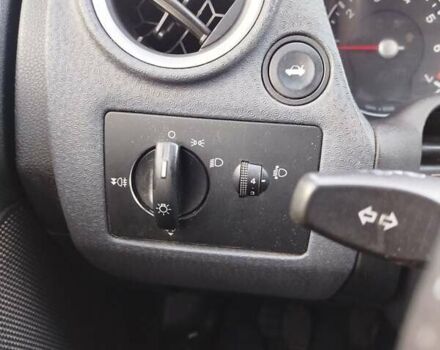 Синій Форд Фьюжен, об'ємом двигуна 1.4 л та пробігом 193 тис. км за 4700 $, фото 20 на Automoto.ua