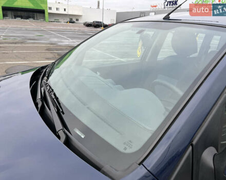 Синий Форд Фьюжн, объемом двигателя 1.4 л и пробегом 147 тыс. км за 6200 $, фото 5 на Automoto.ua