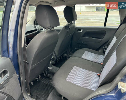 Синий Форд Фьюжн, объемом двигателя 1.4 л и пробегом 147 тыс. км за 6200 $, фото 16 на Automoto.ua