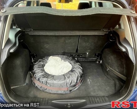 Синий Форд Фьюжн, объемом двигателя 1.4 л и пробегом 161 тыс. км за 5500 $, фото 12 на Automoto.ua