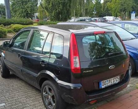 Синій Форд Фьюжен, об'ємом двигуна 1.4 л та пробігом 182 тис. км за 5800 $, фото 4 на Automoto.ua