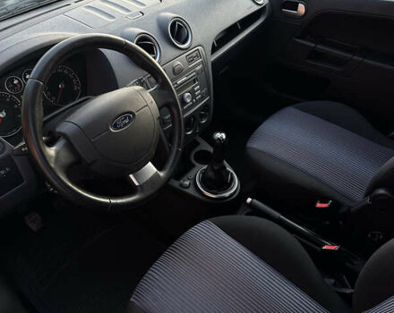 Синий Форд Фьюжн, объемом двигателя 1.6 л и пробегом 137 тыс. км за 5600 $, фото 12 на Automoto.ua