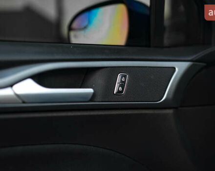 Синий Форд Фьюжн, объемом двигателя 2 л и пробегом 201 тыс. км за 11250 $, фото 16 на Automoto.ua