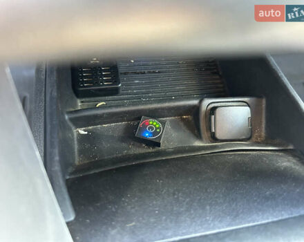 Форд Фьюжн 2015 в Киеве на Automoto.ua Синий Форд Фьюжн, объемом двигателя 2.49 л и пробегом 236 тыс. км за 9750 $, фото 14 на Automoto.ua