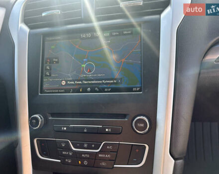 Форд Фьюжн 2015 в Киеве на Automoto.ua Синий Форд Фьюжн, объемом двигателя 2.49 л и пробегом 236 тыс. км за 9750 $, фото 12 на Automoto.ua
