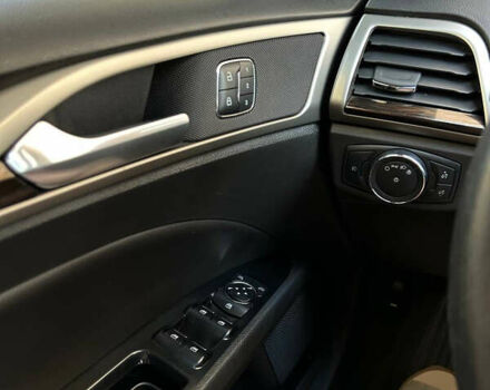 Синій Форд Фьюжен, об'ємом двигуна 1.5 л та пробігом 141 тис. км за 12500 $, фото 8 на Automoto.ua