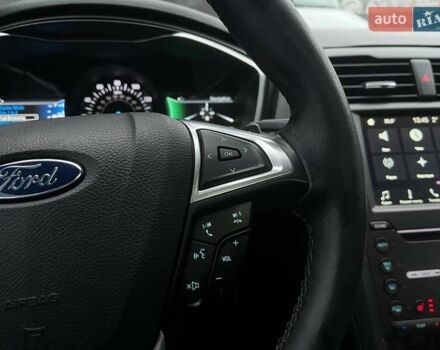 Синій Форд Фьюжен, об'ємом двигуна 2.69 л та пробігом 213 тис. км за 13290 $, фото 25 на Automoto.ua