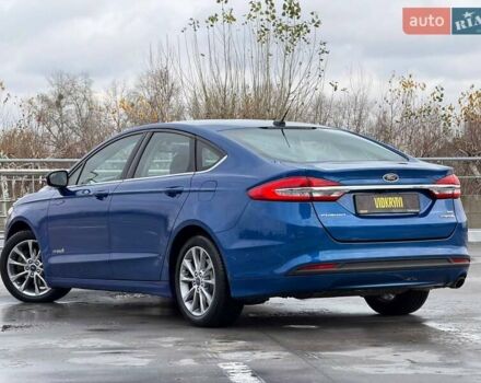 Синій Форд Фьюжен, об'ємом двигуна 2 л та пробігом 156 тис. км за 12950 $, фото 7 на Automoto.ua