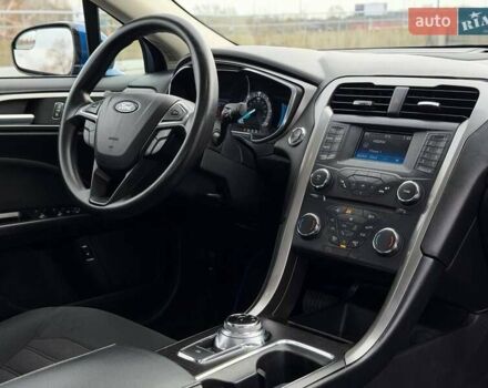 Синій Форд Фьюжен, об'ємом двигуна 2 л та пробігом 156 тис. км за 12950 $, фото 21 на Automoto.ua