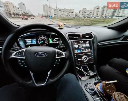 Синий Форд Фьюжн, объемом двигателя 2.69 л и пробегом 212 тыс. км за 15000 $, фото 12 на Automoto.ua