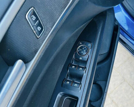 Синій Форд Фьюжен, об'ємом двигуна 2.49 л та пробігом 189 тис. км за 9400 $, фото 9 на Automoto.ua