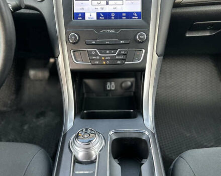 Синій Форд Фьюжен, об'ємом двигуна 2 л та пробігом 114 тис. км за 15800 $, фото 17 на Automoto.ua