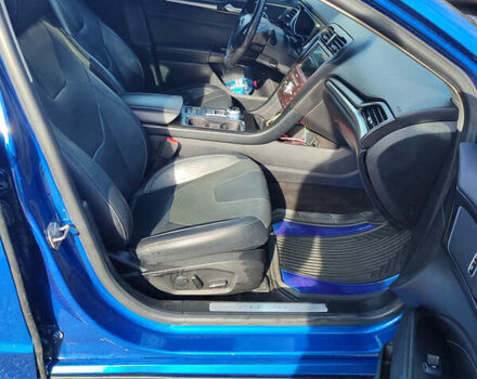 Синій Форд Фьюжен, об'ємом двигуна 2 л та пробігом 293 тис. км за 12800 $, фото 8 на Automoto.ua