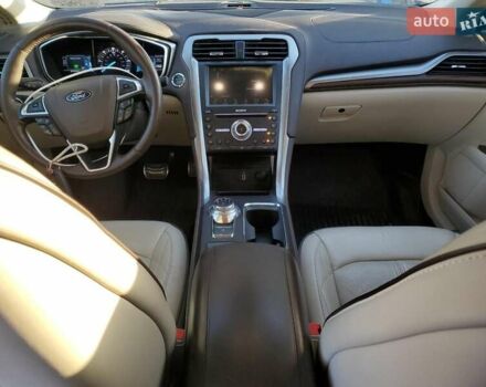 Синий Форд Фьюжн, объемом двигателя 2 л и пробегом 149 тыс. км за 2800 $, фото 7 на Automoto.ua