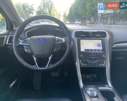 Форд Фьюжн 2018 в Днепре (Днепропетровске) на Automoto.ua Синий Форд Фьюжн, объемом двигателя 2 л и пробегом 150 тыс. км за 17250 $, фото 20 на Automoto.ua
