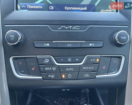 Синій Форд Фьюжен, об'ємом двигуна 2 л та пробігом 182 тис. км за 12900 $, фото 36 на Automoto.ua